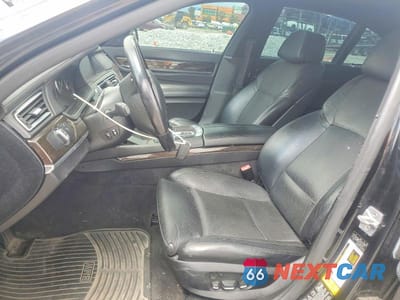Zdjęcie 7 z 13 samochodu: 2012 BMW 750 XI VIN:WBAKC6C56CC395747 - miniatura