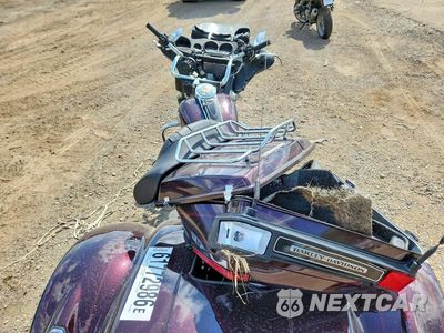 Zdjęcie 6 z 8 samochodu: 2007 HARLEY-DAVIDSON FLHTCUI VIN:1HD1FC4117Y622463 - miniatura