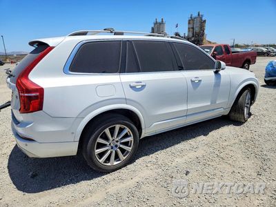 Trzecie zdjęcie samochodu z tyłu: 2016 VOLVO XC90 T8 VIN:YV4BC0PK8G1054977 - miniatura