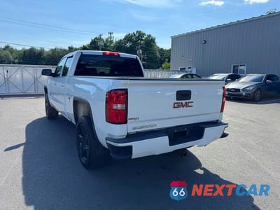 Drugie zdjęcie samochodu z przodu: 2017 GMC SIERRA K1500 VIN:1GTV2LEC3HZ274627 - miniatura