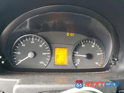 Zdjęcie 9 z 13 samochodu: 2014 MERCEDES-BENZ SPRINTER 2500 VIN:WD3PE8DE7E5822951 - miniatura