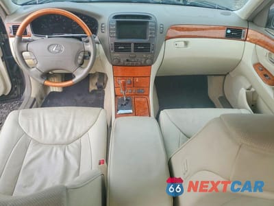 Zdjęcie 8 z 12 samochodu: 2005 LEXUS LS 430 VIN:JTHBN36F855016284 - miniatura
