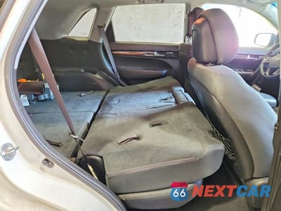 Zdjęcie 11 z 14 samochodu: 2013 KIA SORENTO LX VIN:5XYKTDA2XDG352509 - miniatura