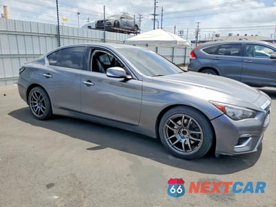 Czwarte zdjęcie samochodu z boku: 2019 INFINITI Q50 3.0T LUXE VIN:JN1EV7AP2KM517164 - miniatura