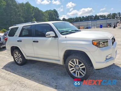 Czwarte zdjęcie samochodu z boku: 2011 TOYOTA 4RUNNER SR5 VIN:JTEZU5JR0B5024726 - miniatura