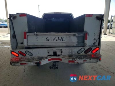 Zdjęcie 6 z 12 samochodu: 2006 CHEVROLET SILVERADO C2500 HEAVY DUTY VIN:1GCHC29U46E285812 - miniatura