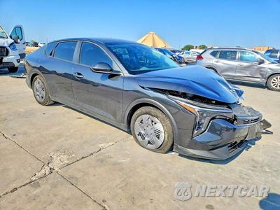 Czwarte zdjęcie samochodu z boku: 2025 KIA K4 LX VIN:3KPFT4DE1SE200135 - miniatura