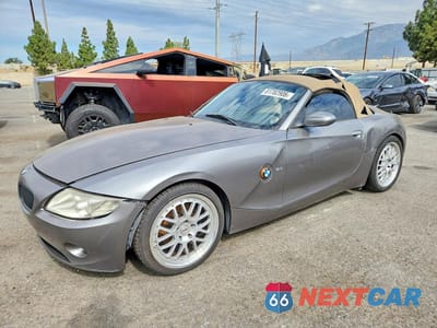 2004 BMW Z4 3.0 4USBT53544LU06835 - główne zdjęcie licytacji z USA - miniatura