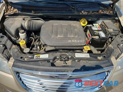 Zdjęcie 12 z 13 samochodu: 2016 CHRYSLER TOWN & COUNTRY TOURING VIN:2C4RC1BGXGR112769 - miniatura