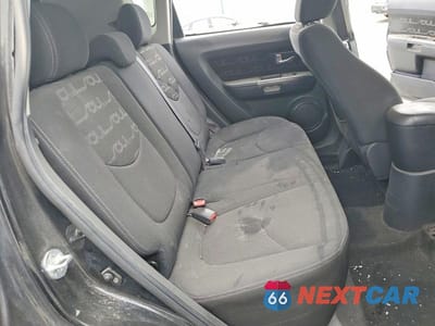 Zdjęcie 10 z 13 samochodu: 2012 KIA SOUL + VIN:KNDJT2A67C7460570 - miniatura