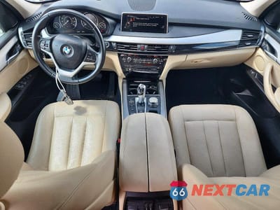 Zdjęcie 8 z 12 samochodu: 2016 BMW X5 XDR40E VIN:5UXKT0C58G0S77737 - miniatura