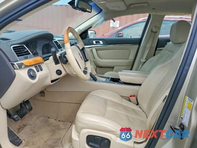 Zdjęcie 7 z 12 samochodu: 2010 LINCOLN MKS VIN:1LNHL9DR4AG611757 - miniatura