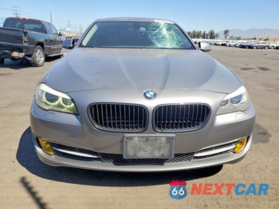 Piąte zdjęcie samochodu w środku: 2011 BMW 535 I VIN:WBAFR7C56BC602481 - miniatura