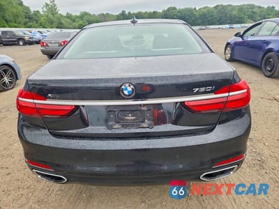 Zdjęcie 6 z 12 samochodu: 2016 BMW 750 XI VIN:WBA7F2C52GG419238 - miniatura