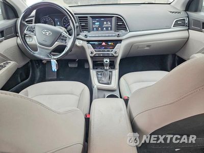 Zdjęcie 8 z 12 samochodu: 2017 HYUNDAI ELANTRA ECO VIN:5NPD94LA6HH098548 - miniatura