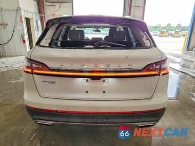 Zdjęcie 6 z 12 samochodu: 2023 LINCOLN NAUTILUS RESERVE VIN:2LMPJ8K91PBL02170 - miniatura