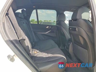 Zdjęcie 11 z 13 samochodu: 2025 BMW X5 XDRIVE50E VIN:5UX43EU00S9Z20658 - miniatura