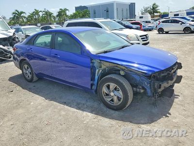 Czwarte zdjęcie samochodu z boku: 2024 HYUNDAI ELANTRA SE VIN:KMHLL4DG5RU721192 - miniatura
