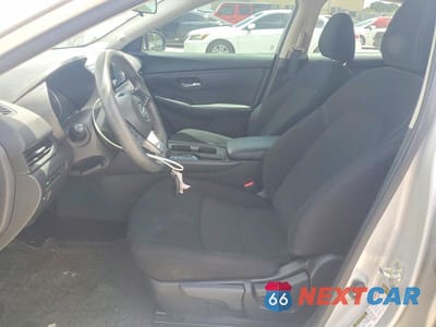 Zdjęcie 7 z 12 samochodu: 2023 NISSAN SENTRA S VIN:3N1AB8BV2PY308912 - miniatura