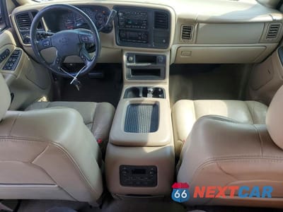 Zdjęcie 8 z 13 samochodu: 2004 CHEVROLET TAHOE C1500 VIN:1GNEC13Z14R179378 - miniatura