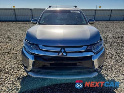 Piąte zdjęcie samochodu w środku: 2016 MITSUBISHI OUTLANDER GT VIN:JA4JZ4AX6GZ010271 - miniatura