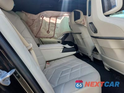 Zdjęcie 10 z 12 samochodu: 2025 BMW 740 XI VIN:WBA33EH0XSCU52803 - miniatura