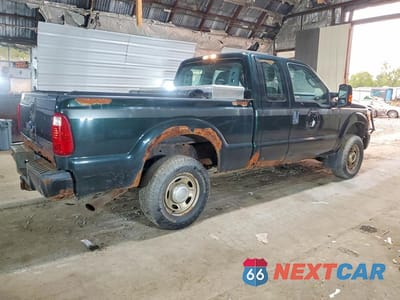 Trzecie zdjęcie samochodu z tyłu: 2015 FORD F250 SUPER DUTY VIN:1FT7X2B66FEB89482 - miniatura