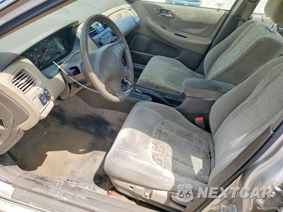 Zdjęcie 7 z 12 samochodu: 1999 HONDA ACCORD EX VIN:JHMCG5659XC024667 - miniatura