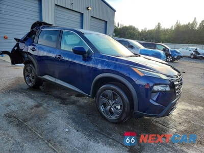 Czwarte zdjęcie samochodu z boku: 2026 NISSAN ROGUE SV VIN:5N1BT3BB5TC748614 - miniatura