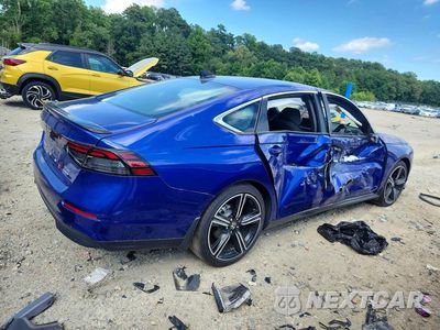Trzecie zdjęcie samochodu z tyłu: 2025 HONDA ACCORD VIN:1HGCY2F50SA038301 - miniatura