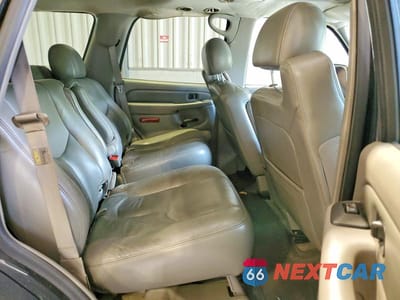 Zdjęcie 11 z 14 samochodu: 2005 GMC YUKON DENALI VIN:1GKEK63U65J163839 - miniatura