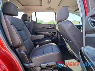 Zdjęcie 11 z 14 samochodu: 2021 GMC ACADIA AT4 VIN:1GKKNLLS2MZ234283 - miniatura