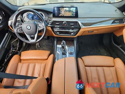 Zdjęcie 8 z 13 samochodu: 2019 BMW 530XE VIN:WBAJB1C59KB375191 - miniatura
