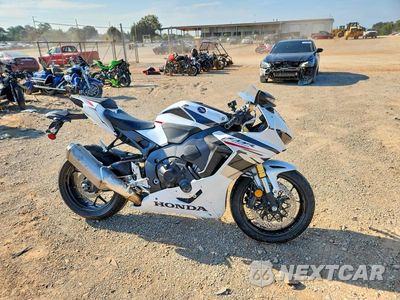 2026 HONDA CBR1000 RR JH2SC7715TK900318 - główne zdjęcie licytacji z USA - miniatura