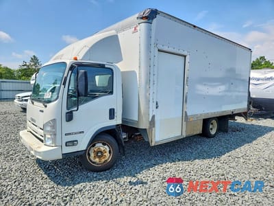 2014 ISUZU NPR HD DELIVERY TRUCK 54DC4W1B0ES800177 - główne zdjęcie licytacji z USA - miniatura