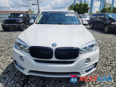 Piąte zdjęcie samochodu w środku: 2016 BMW X5 XDR40E VIN:5UXKT0C58G0S77737 - miniatura