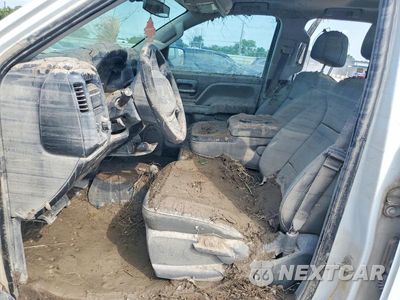 Zdjęcie 7 z 12 samochodu: 2018 CHEVROLET SILVERADO K1500 VIN:1GCVKNECXJZ225457 - miniatura