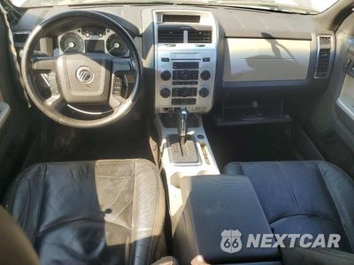 Zdjęcie 8 z 13 samochodu: 2010 MERCURY MARINER VIN:4M2CN9BGXAKJ17369 - miniatura