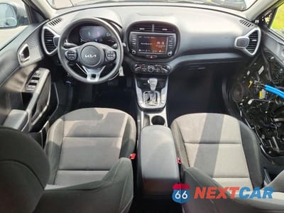 Zdjęcie 8 z 13 samochodu: 2023 KIA SOUL LX VIN:KNDJ23AU5P7863007 - miniatura