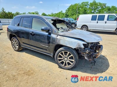 Czwarte zdjęcie samochodu z boku: 2014 JEEP COMPASS LIMITED VIN:1C4NJDCBXED810386 - miniatura