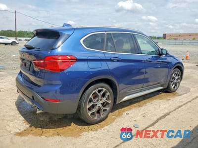 Trzecie zdjęcie samochodu z tyłu: 2021 BMW X1 XDRIVE28I VIN:WBXJG9C0XM5T68911 - miniatura