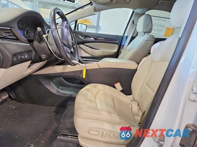 Zdjęcie 7 z 13 samochodu: 2021 BUICK ENCLAVE PREMIUM VIN:5GAEVBKW5MJ176693 - miniatura