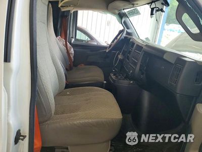 Zdjęcie 11 z 13 samochodu: 2022 CHEVROLET EXPRESS 2500 DELIVERY VAN VIN:1GCWGAFP5N1268785 - miniatura