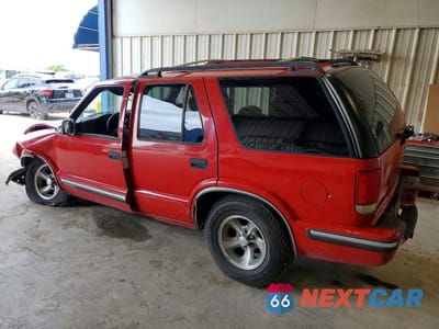 Drugie zdjęcie samochodu z przodu: 1999 CHEVROLET BLAZER VIN:1GNCS13W9X2123329 - miniatura