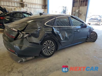 Trzecie zdjęcie samochodu z tyłu: 2023 HYUNDAI SONATA HYBRID LIMITED VIN:KMHL54JJ7PA083939 - miniatura