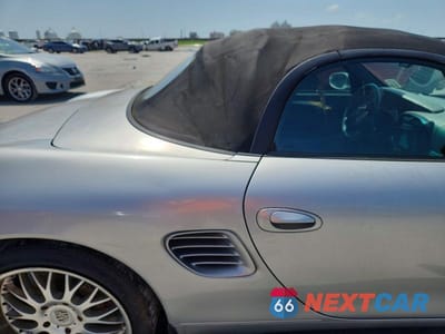 Zdjęcie 10 z 12 samochodu: 2003 PORSCHE BOXSTER VIN:WP0CA29813U622456 - miniatura
