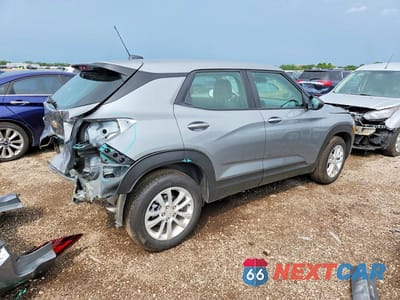 Trzecie zdjęcie samochodu z tyłu: 2026 CHEVROLET TRAILBLAZER LS VIN:KL79MMSP6TB164968 - miniatura