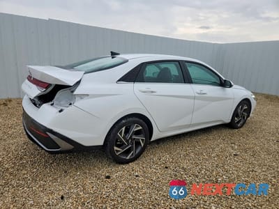Trzecie zdjęcie samochodu z tyłu: 2025 HYUNDAI ELANTRA SEL VIN:KMHLS4DG5SU019950 - miniatura
