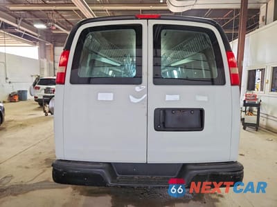Zdjęcie 6 z 14 samochodu: 2012 CHEVROLET EXPRESS G2500 VIN:1GCWGGCA6C1122458 - miniatura