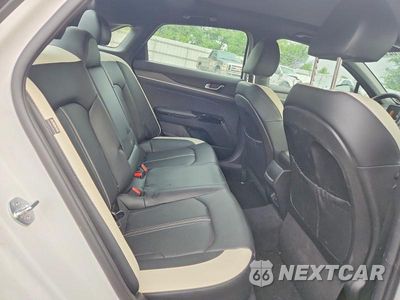 Zdjęcie 10 z 13 samochodu: 2025 KIA K5 GT LINE VIN:KNAG64J7XS5274521 - miniatura